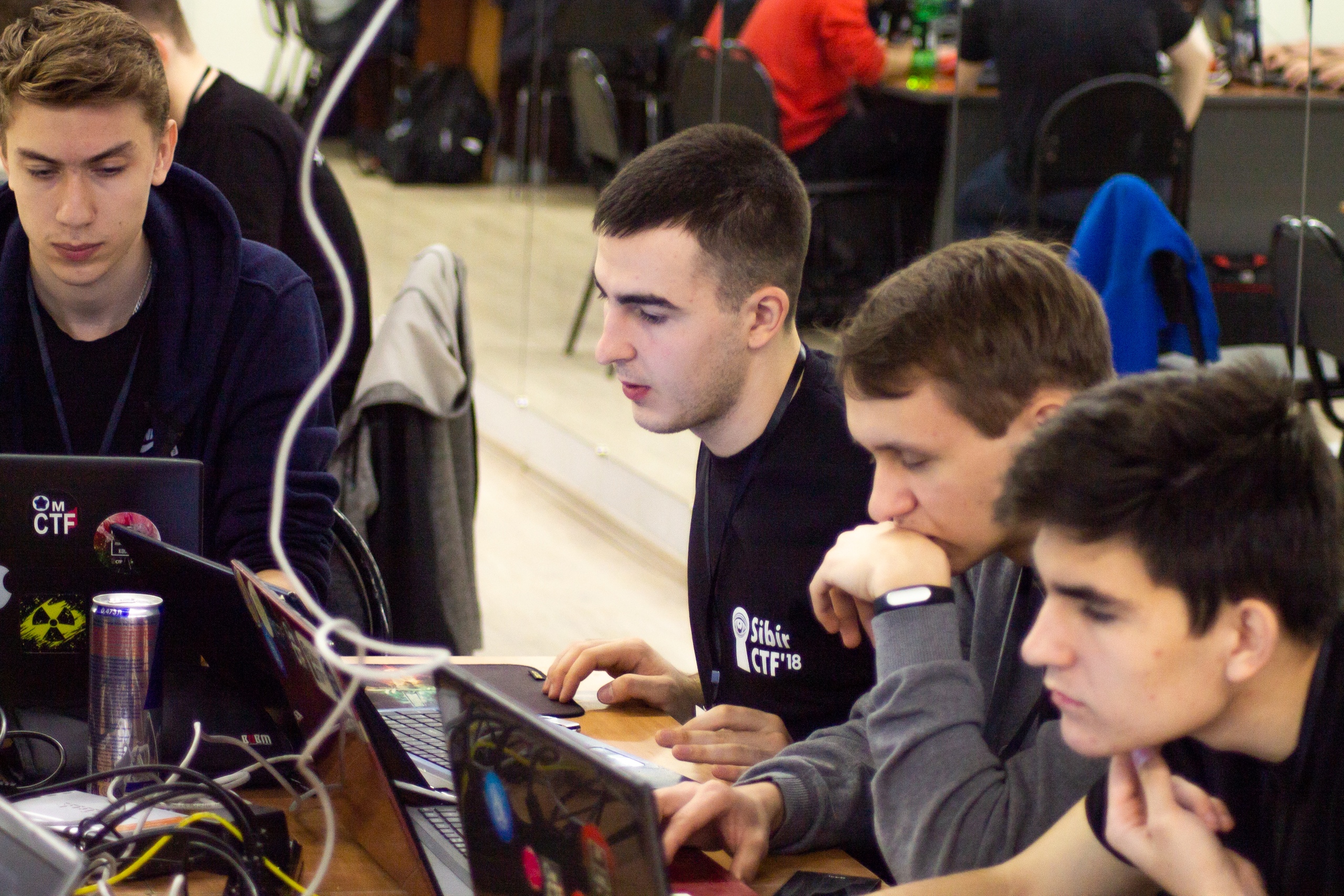 Введите название изображения SibirCTF-2018