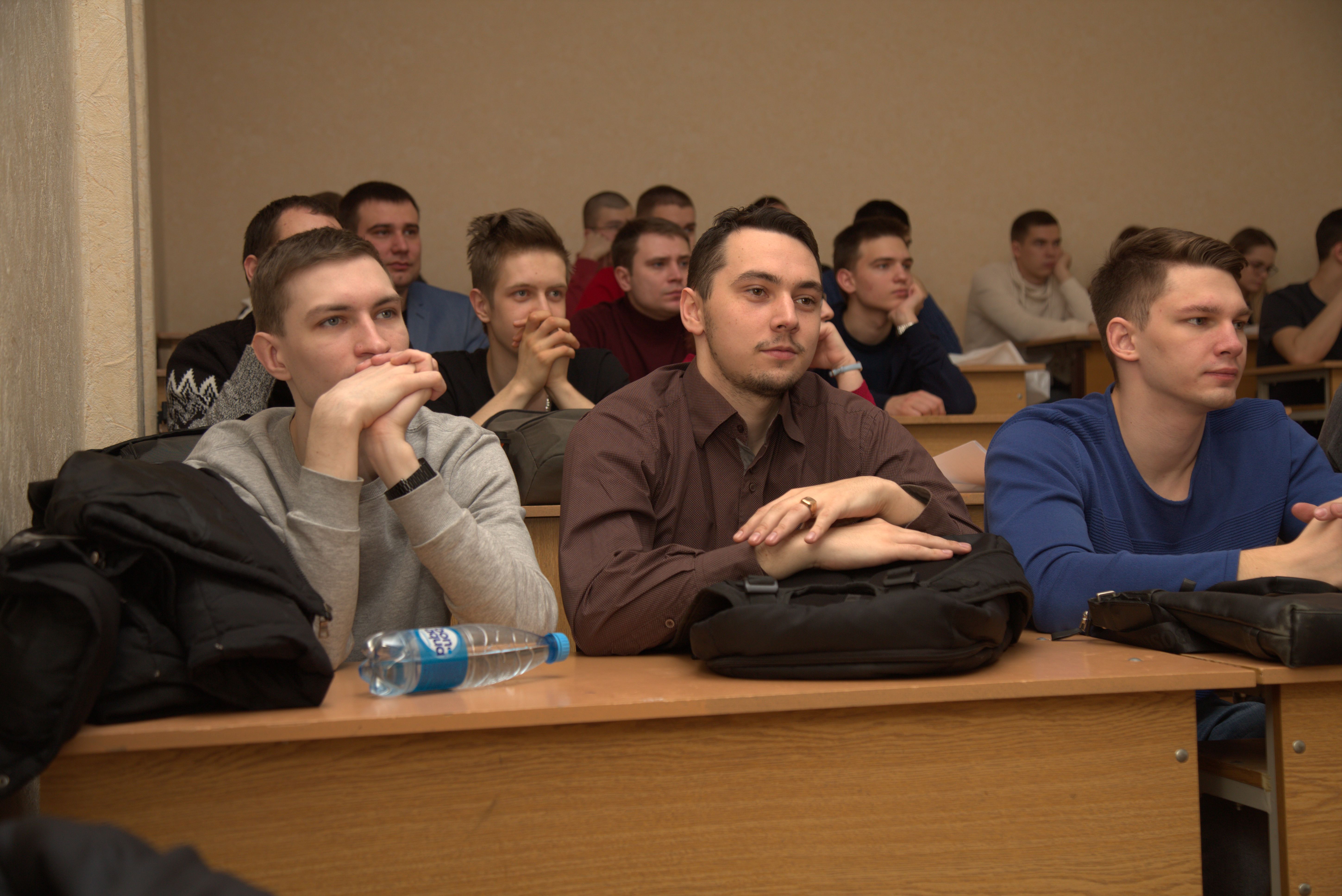 Введите название изображения VrnCTF-2019